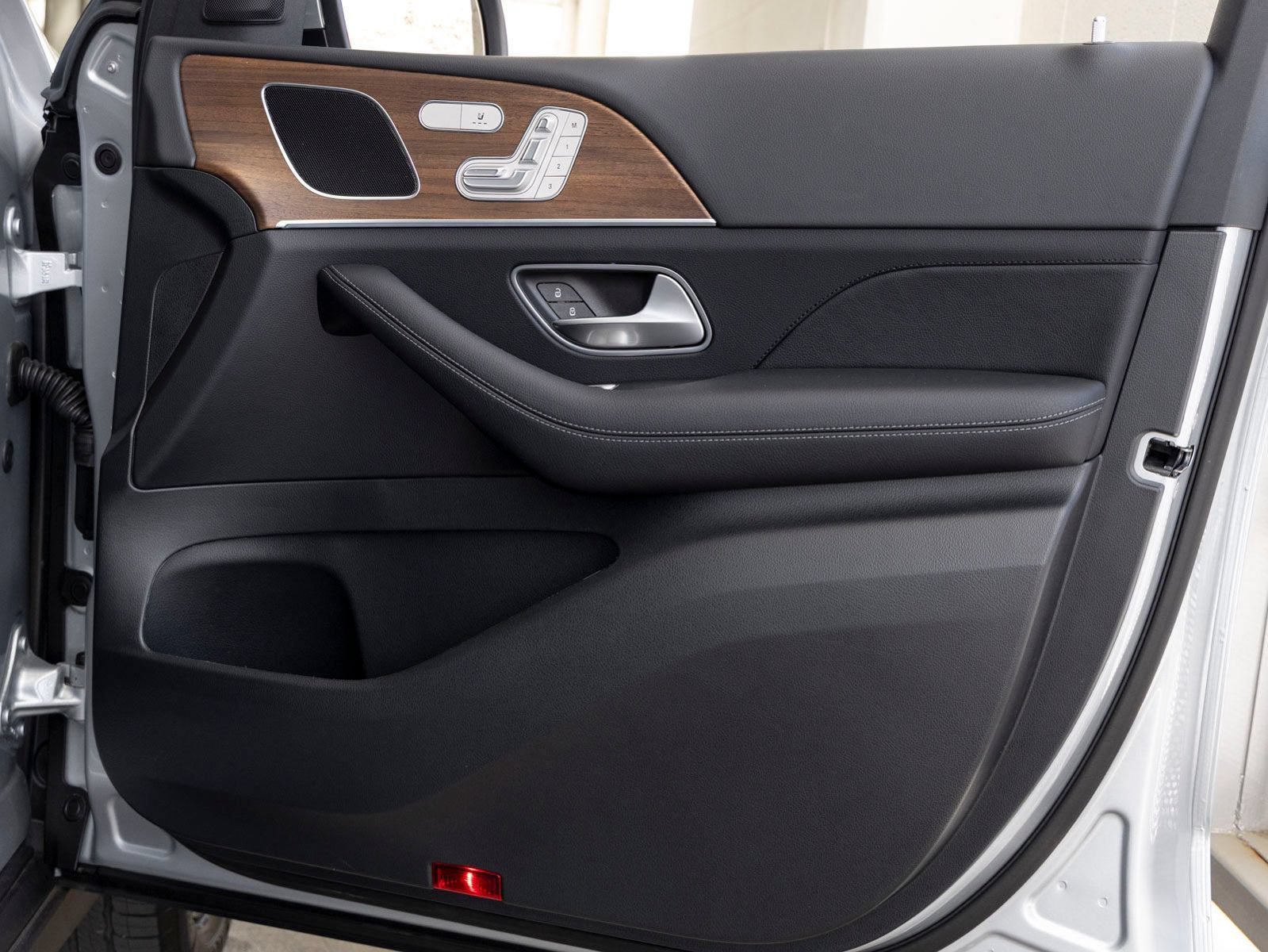 Certified 2026 Mercedes-Benz GLE 350 4MATIC image 25