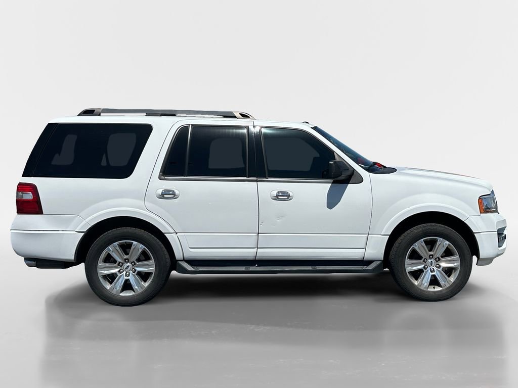 Used 2015 Ford Expedition XLT AWD/4WD image 6