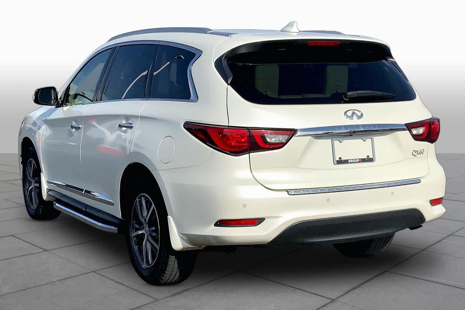 Used 2019 INFINITI QX60 Luxe w/ Essential Package AWD/4WD image 12