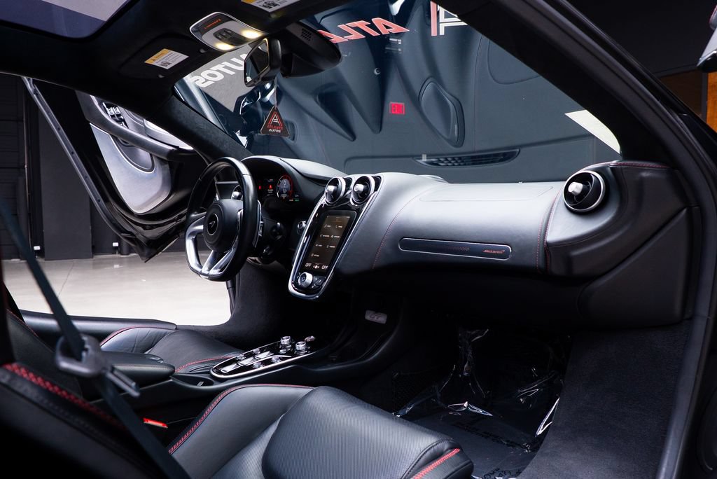 Used 2023 McLaren GT RWD image 48