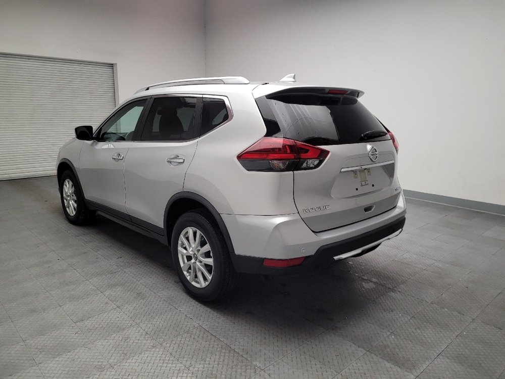 Used 2020 Nissan Rogue SV AWD/4WD image 5