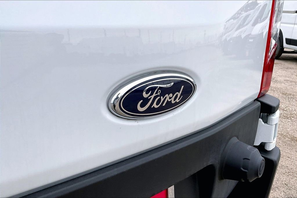 Used 2024 Ford Transit 250 148 Medium Roof w/ Upfitter Package image 25