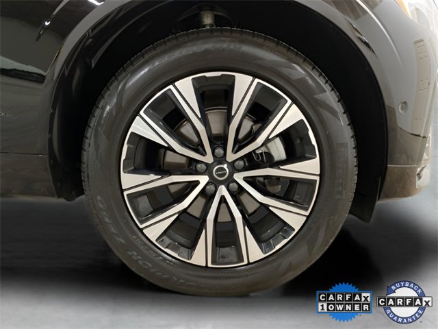 Used 2025 Volvo XC60 B5 Plus image 25
