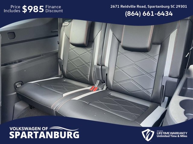 Used 2024 Volkswagen Atlas Peak Edition SEL image 16