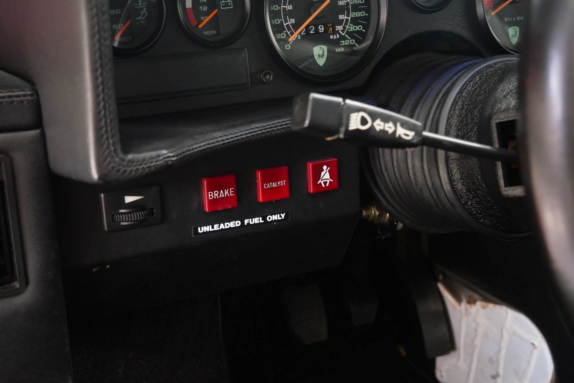 Used 1989 Lamborghini Countach Coupe RWD image 27