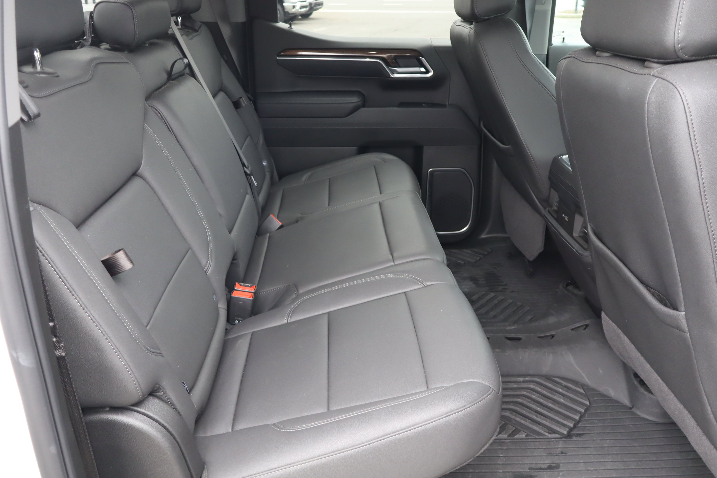 Certified 2025 Chevrolet Silverado 1500 LT Trail Boss w/ Convenience Package II image 35