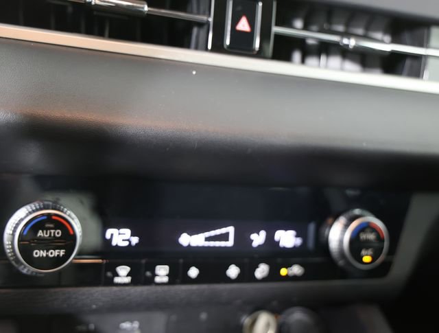 Used 2024 Mitsubishi Outlander ES image 6