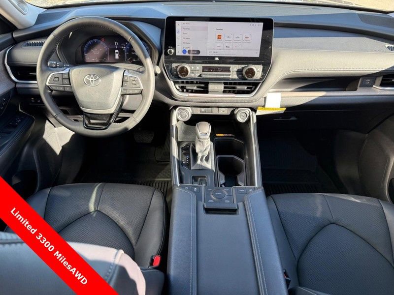 Used 2026 Toyota Grand Highlander Limited image 14