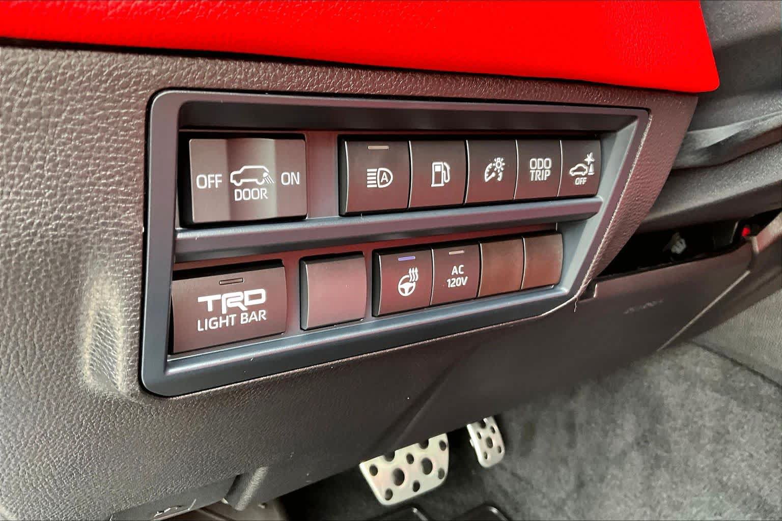 Certified 2025 Toyota Sequoia TRD Pro AWD/4WD image 33