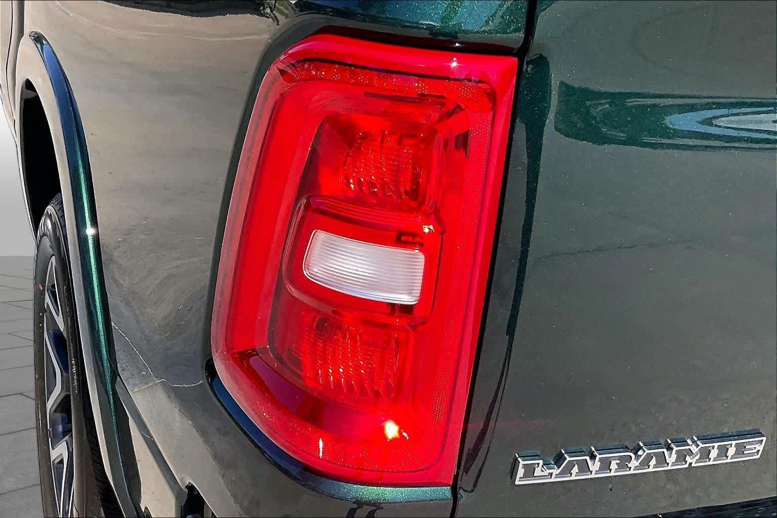 New 2027 RAM 1500 Laramie AWD/4WD image 14