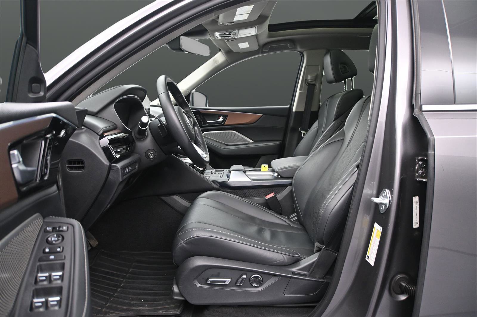 Certified 2022 Acura MDX SH-AWD w/ Technology Package image 7