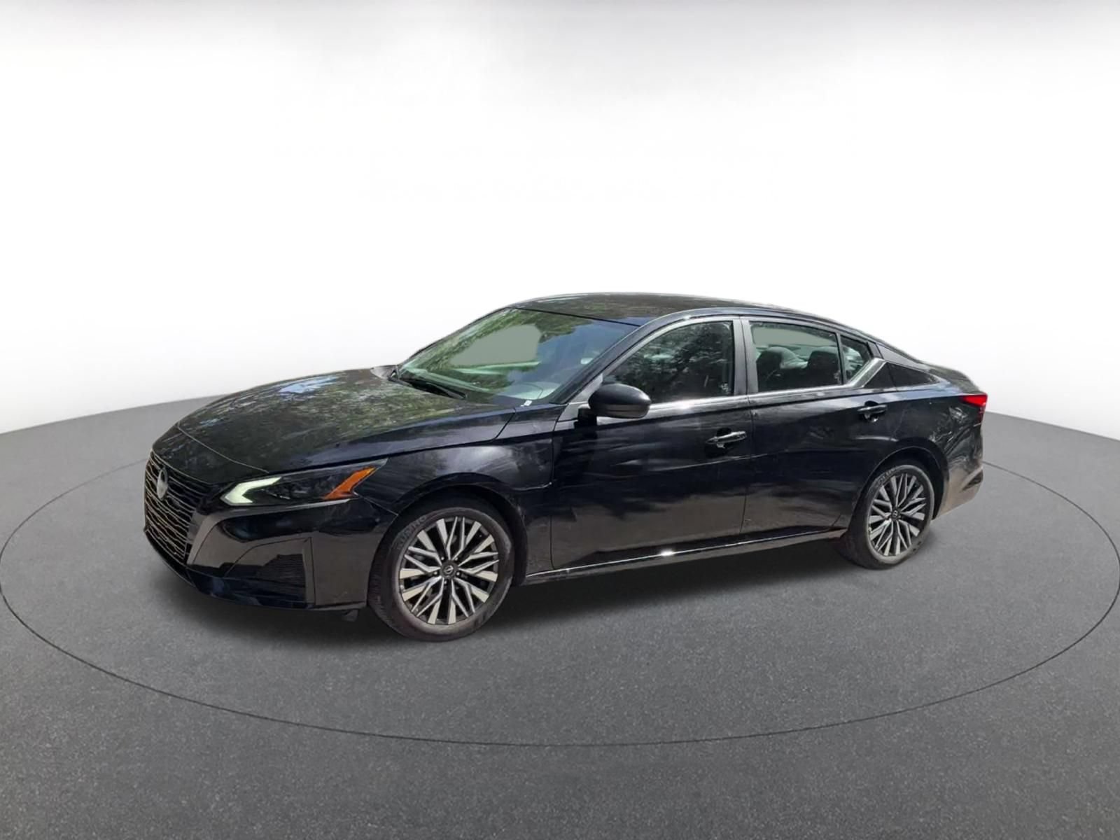 Used 2026 Nissan Altima 2.5 SV FWD image 7