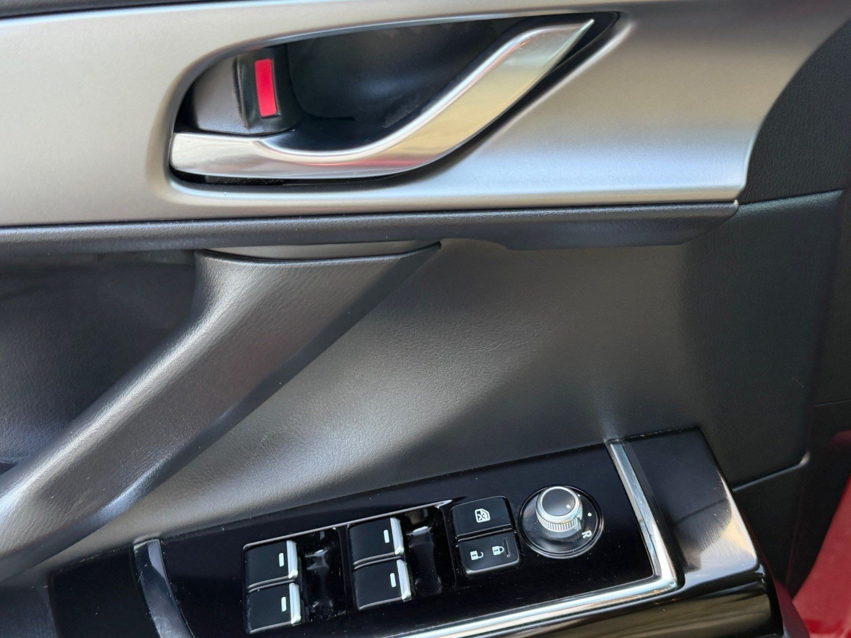 Used 2021 MAZDA CX-9 Touring w/ Touring Premium Package FWD image 12