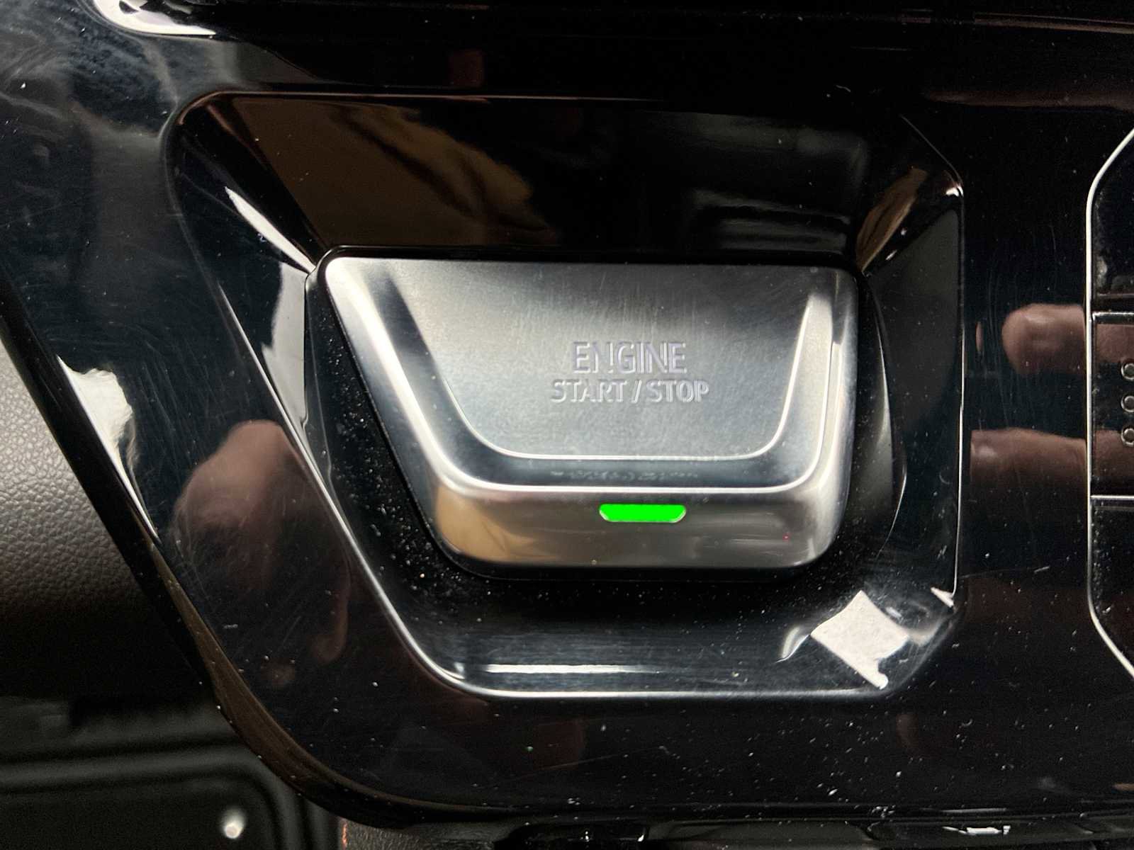 Certified 2023 GMC Sierra 1500 AT4 w/ Technology Package image 17