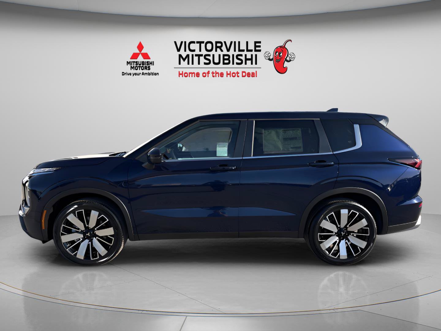 New 2026 Mitsubishi Outlander SE FWD image 6