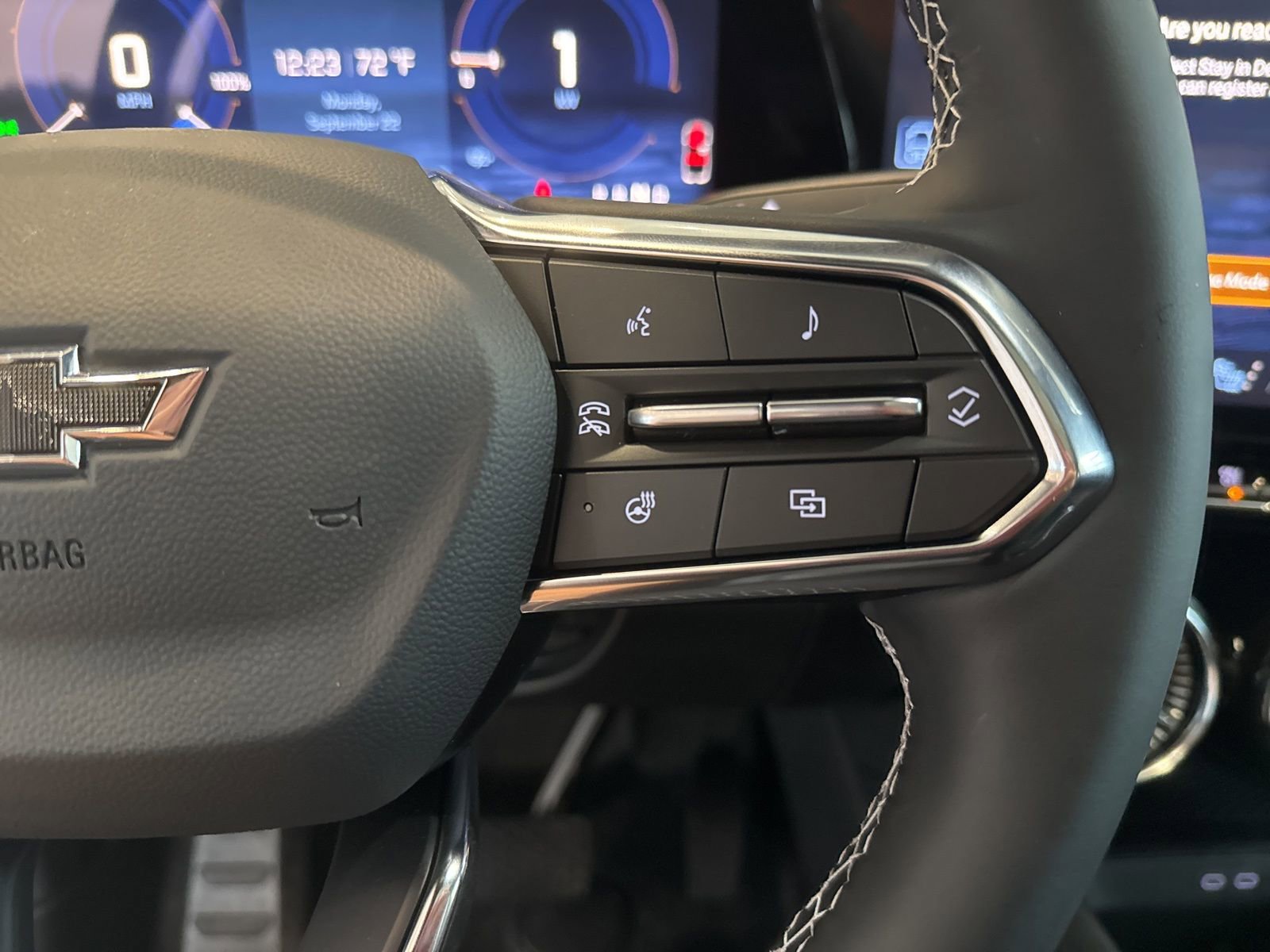 New 2026 Chevrolet Blazer EV LT image 23