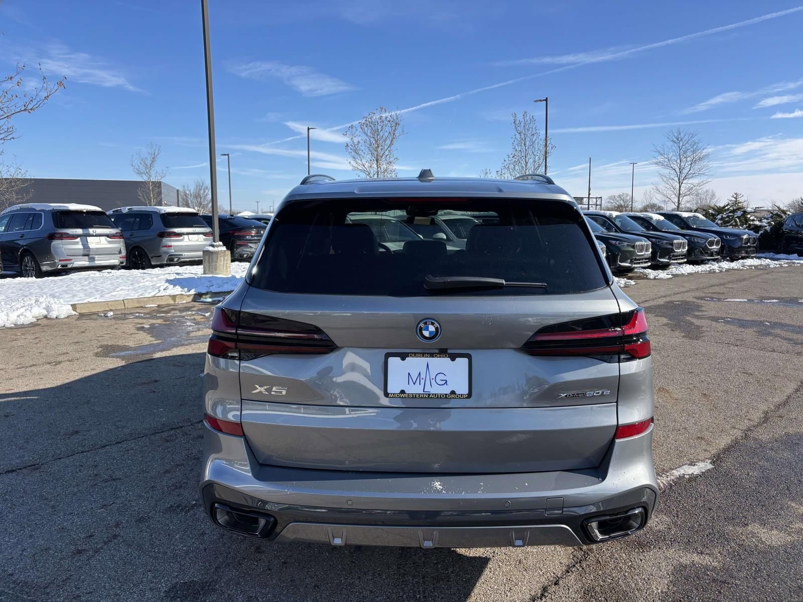 New 2026 BMW X5 xDrive50e w/ M Sport Package image 6