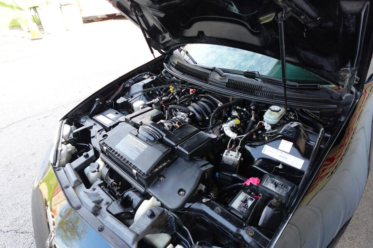 Used 1999 Chevrolet Camaro Z28 w/ SS Performance/Appearance Pkg image 34