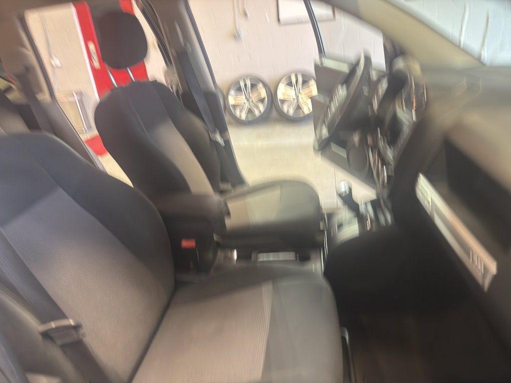 Used 2016 Jeep Compass Sport w/ Power Value Group image 21