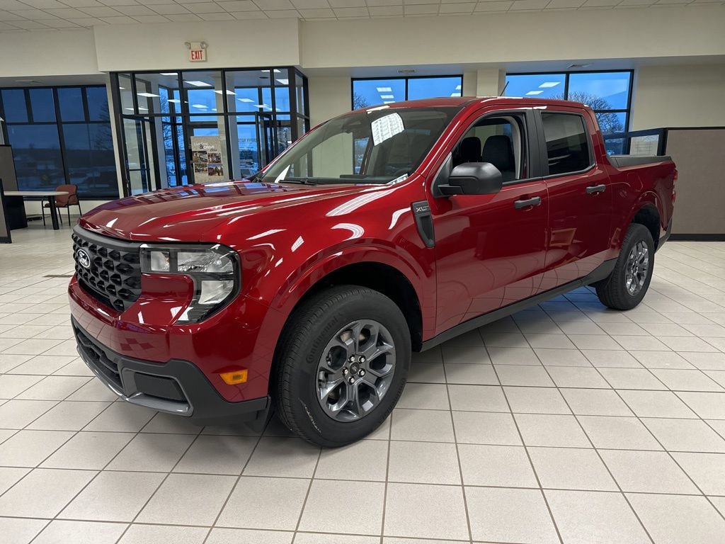 New 2025 Ford Maverick XLT w/ Equipment Group 302A AWD/4WD image 15