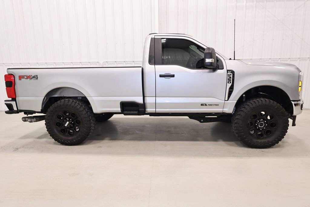 Certified 2023 Ford F350 XLT w/ 360-Degree Camera Package AWD/4WD image 2