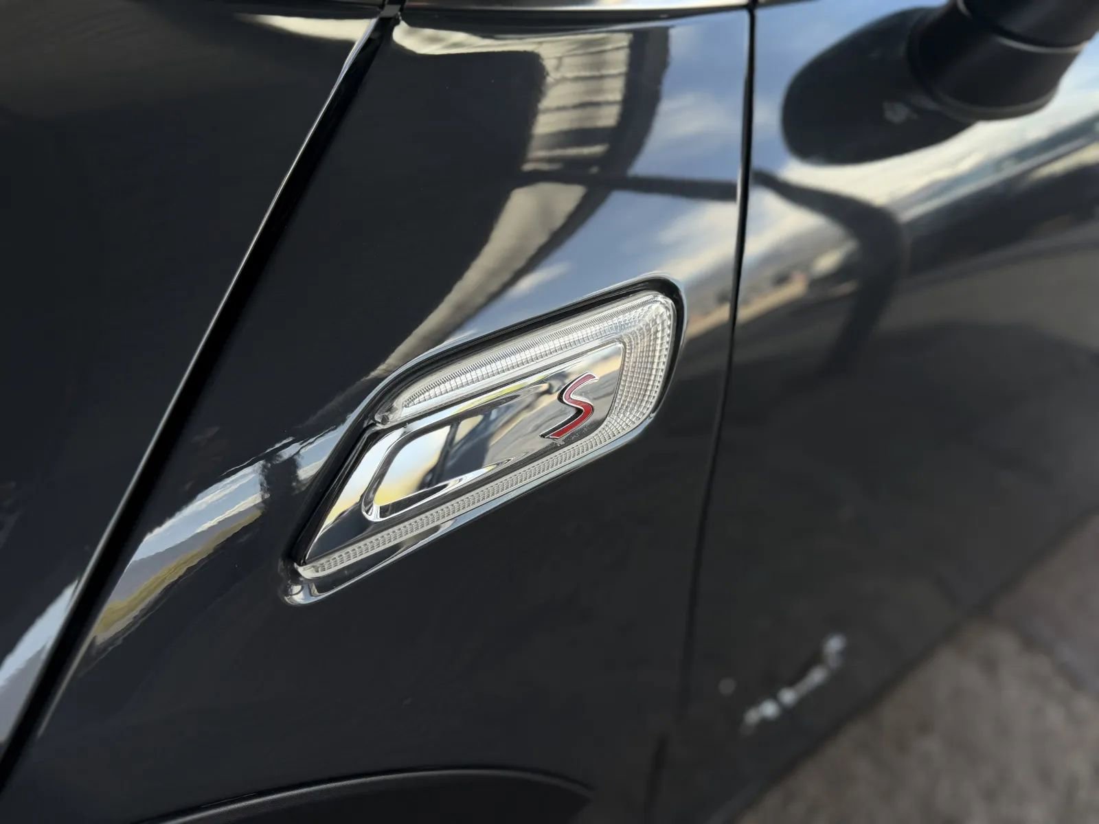 Used 2019 MINI Cooper Clubman S image 36