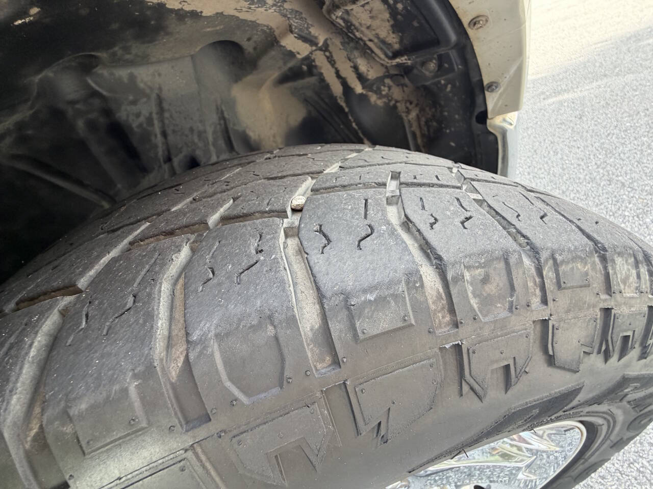 Used 2011 RAM 1500 Laramie RWD image 36