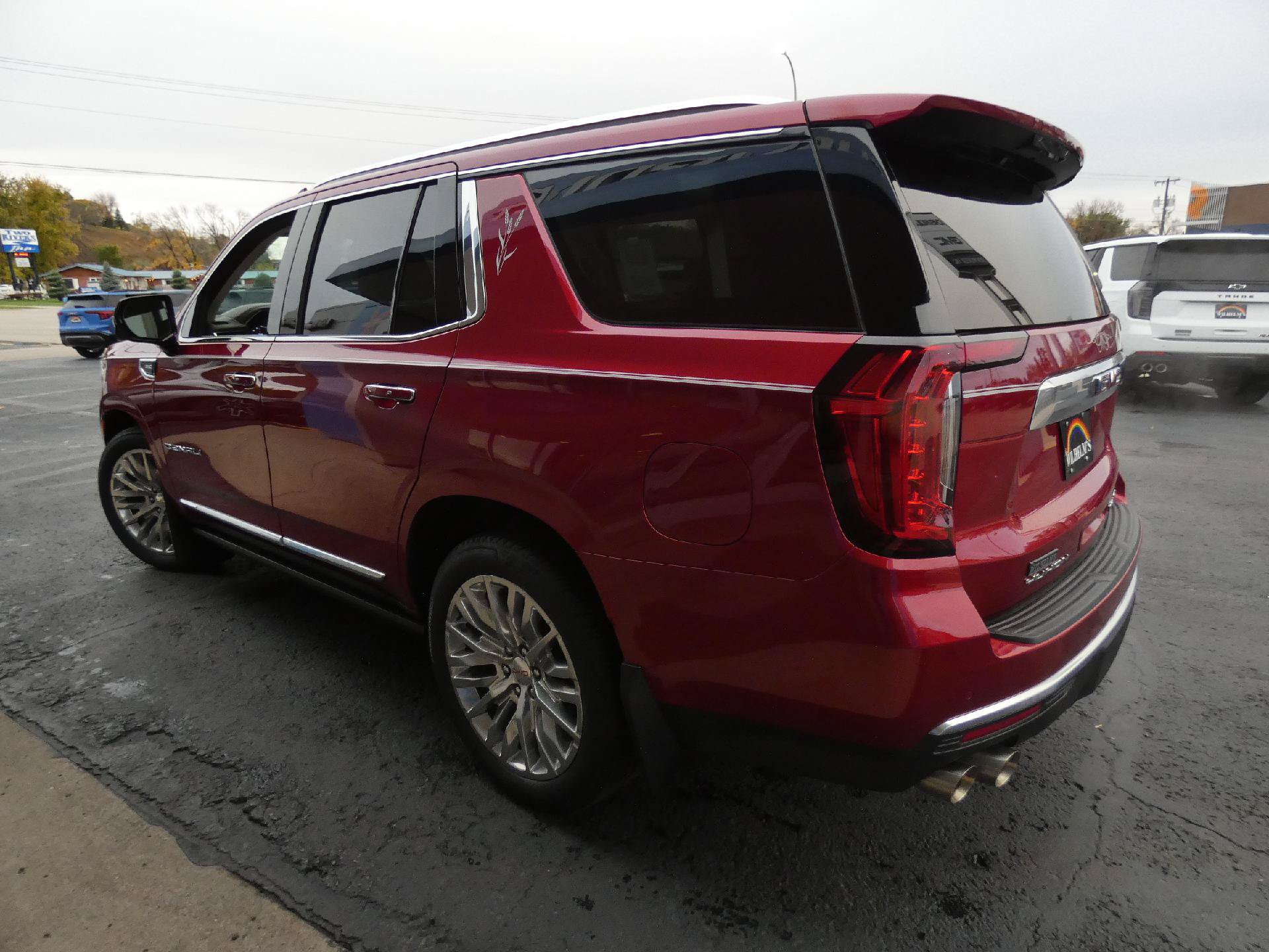 Certified 2024 GMC Yukon Denali w/ Max Trailering Package AWD/4WD image 11