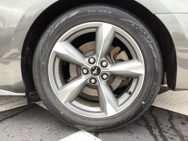 Used 2016 Ford Mustang Coupe image 10