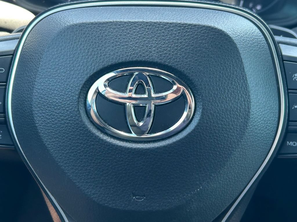 Used 2023 Toyota Corolla Cross AWD Hybrid image 35