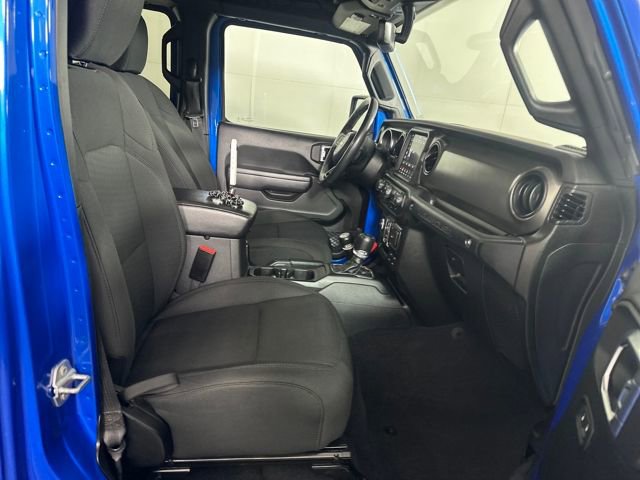 Used 2023 Jeep Wrangler Unlimited w/ Cold Weather Group image 28