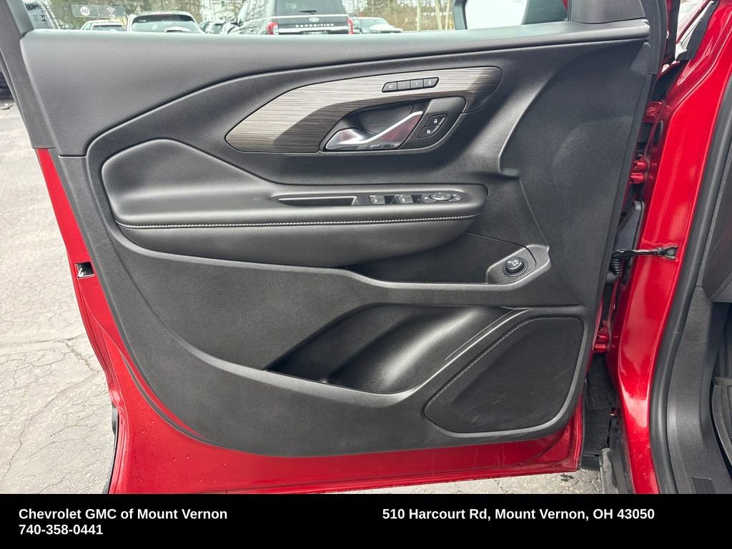 Used 2023 GMC Terrain SLT w/ LPO, Floor Liner Package image 13