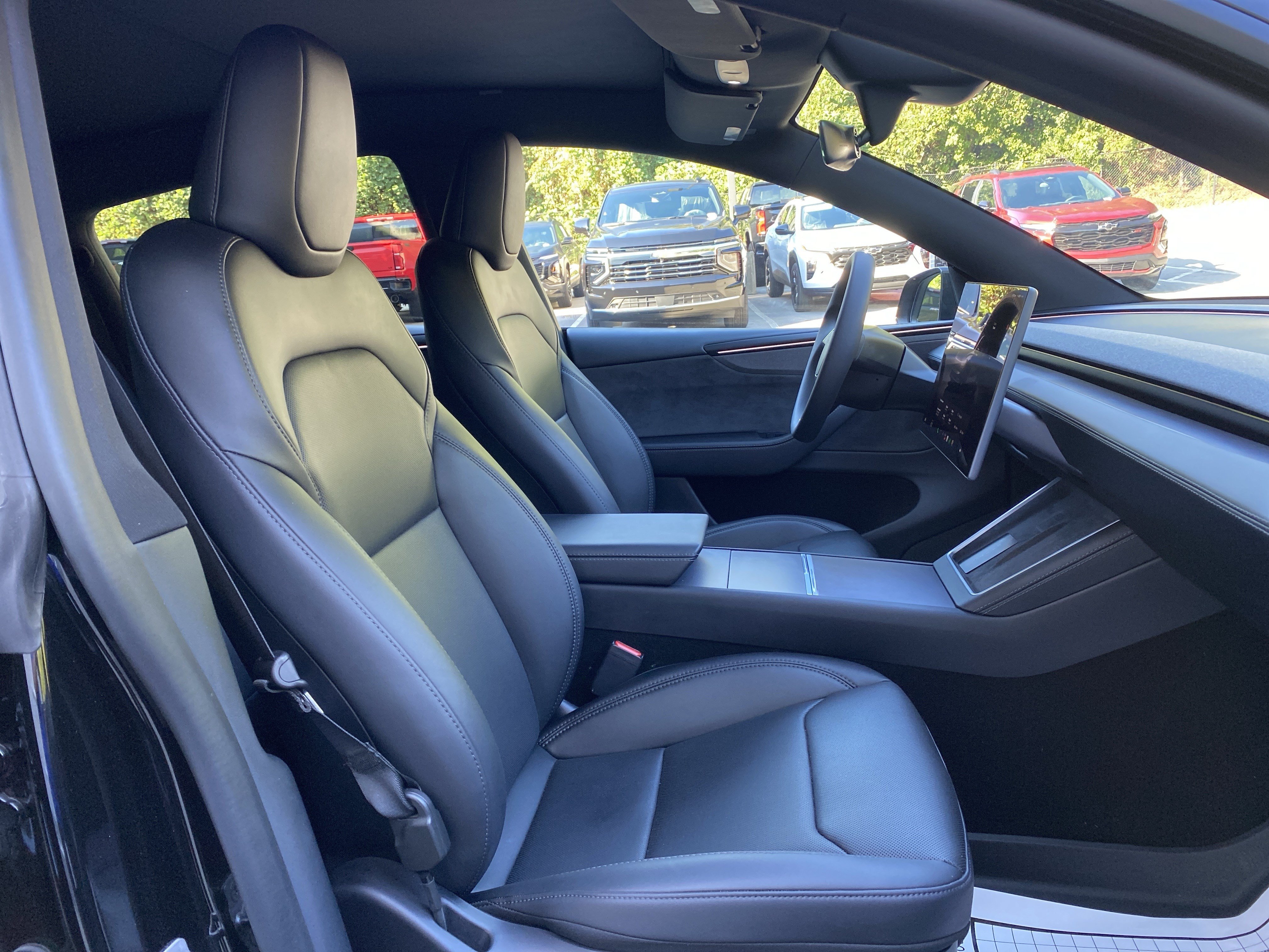 Used 2026 Tesla Model Y AWD image 32