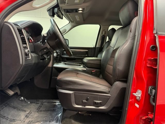 Used 2016 RAM 1500 Sport w/ Comfort Group AWD/4WD image 13