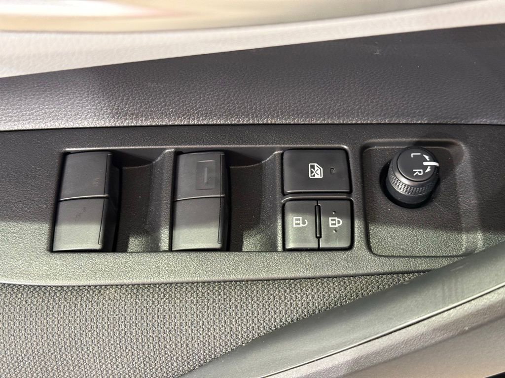 New 2026 Toyota Corolla SE FWD image 15