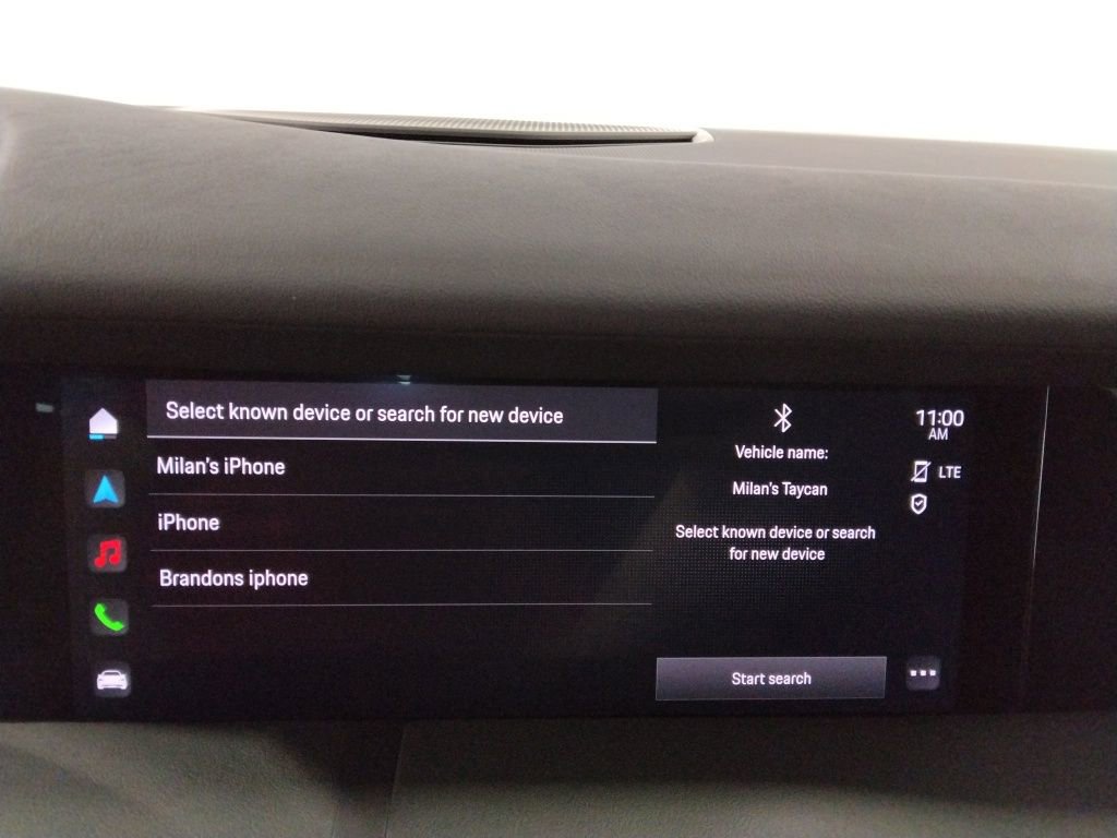 Used 2022 Porsche Taycan image 26