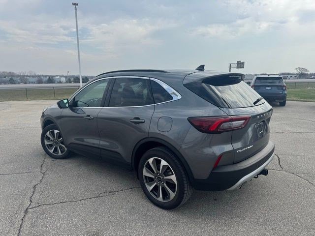 Certified 2024 Ford Escape Platinum w/ Class II Trailer Tow Package AWD/4WD image 6