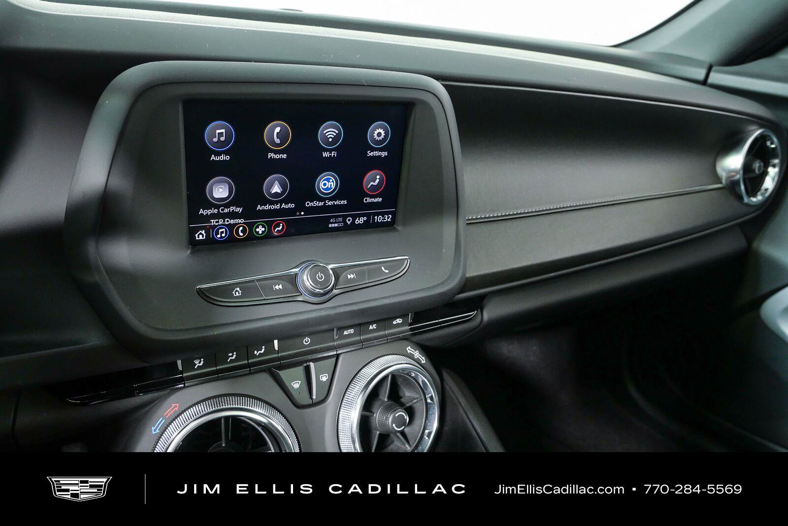 Used 2021 Chevrolet Camaro LT RWD image 12