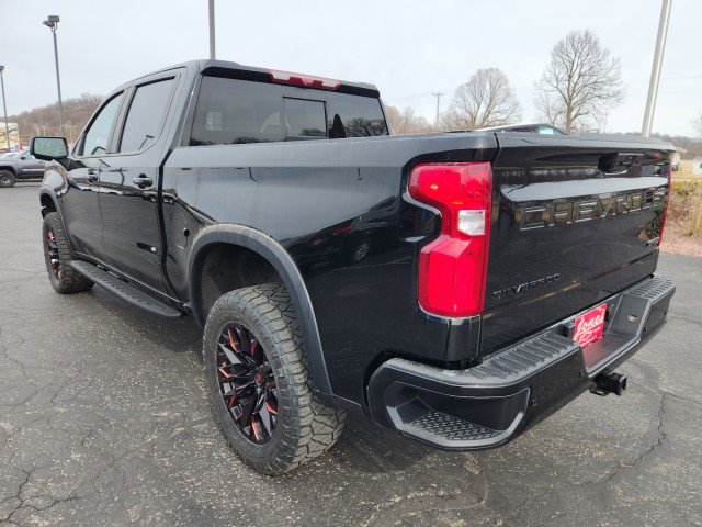 Used 2024 Chevrolet Silverado 1500 ZR2 w/ Technology Package image 3