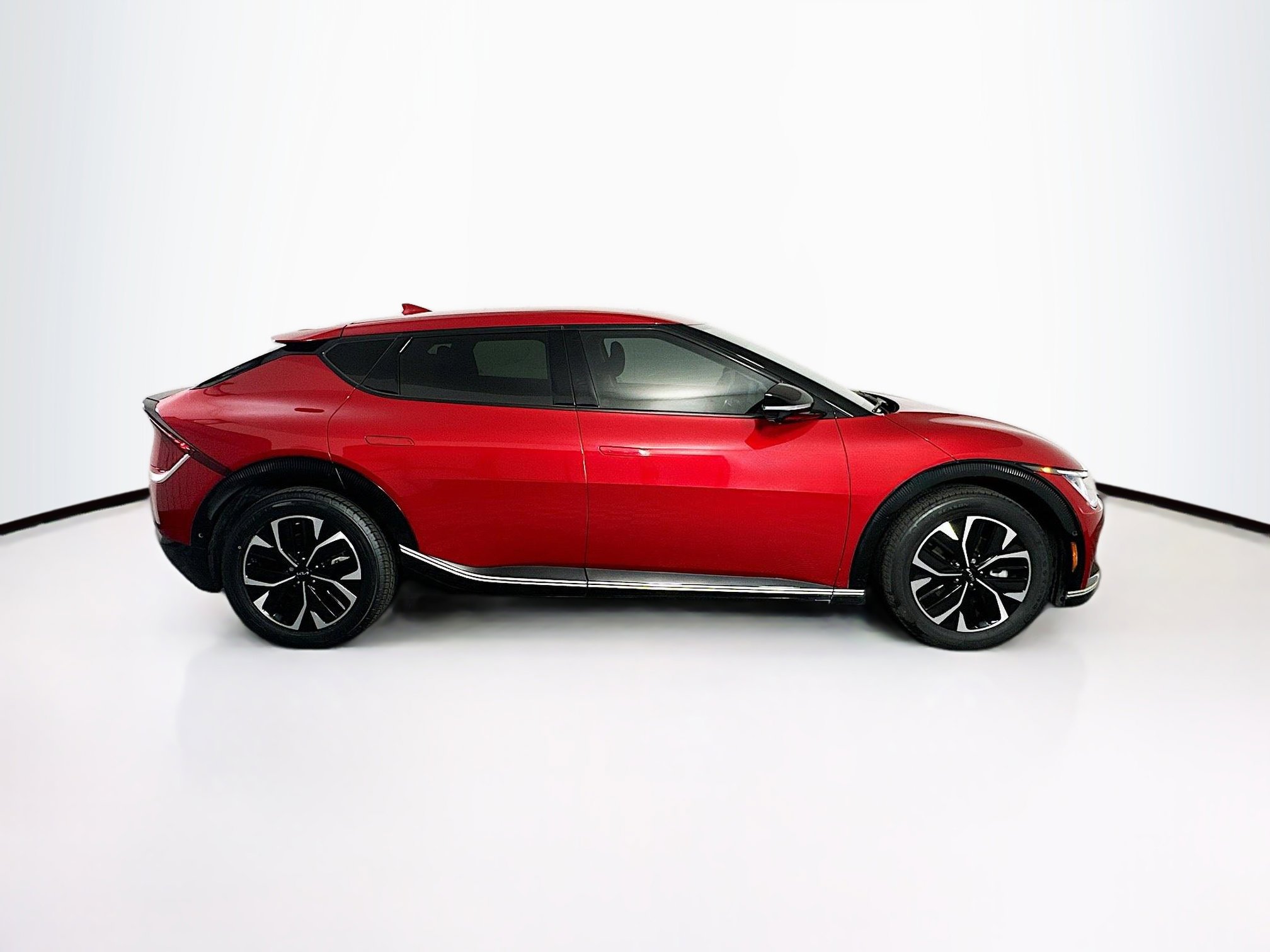 Used 2023 Kia EV6 Wind w/ Wind Technology Package RWD image 10