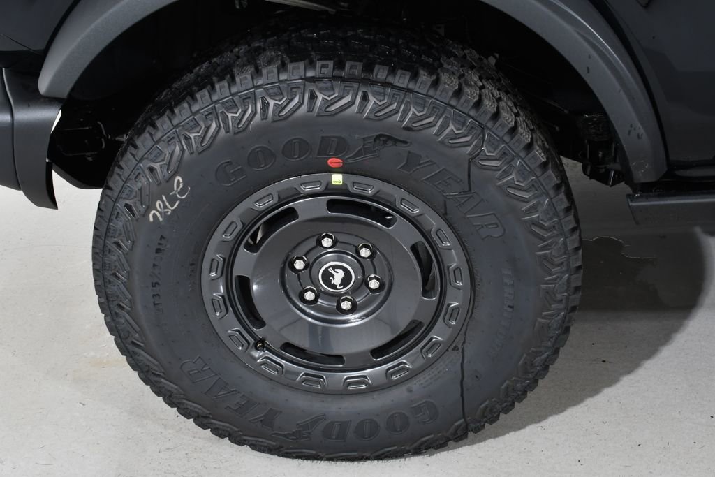 New 2025 Ford Bronco Badlands image 24