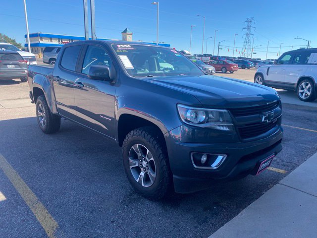 Used 2017 Chevrolet Colorado Z71 AWD/4WD image 3