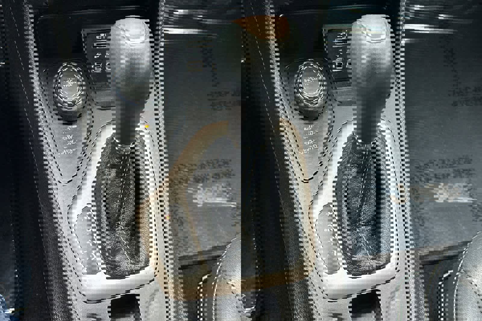 Used 2017 Jeep Cherokee High Altitude image 23