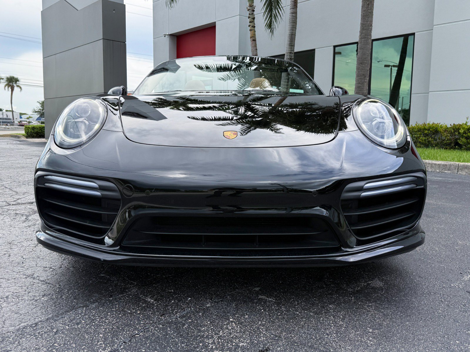 Used 2019 Porsche 911 4 Cabriolet AWD/4WD image 10