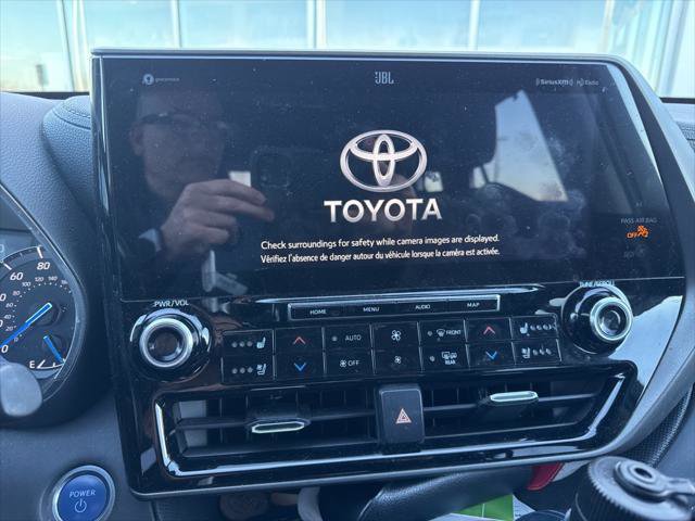 Certified 2021 Toyota Highlander Limited image 4