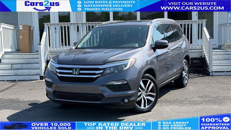 Used 2017 Honda Pilot Touring image 1