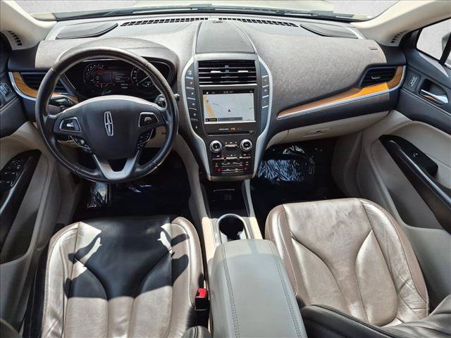Used 2018 Lincoln MKC Select w/ Select Plus Package FWD image 18