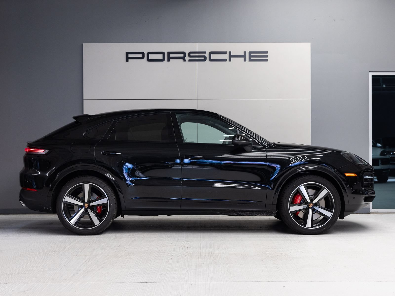 New 2026 Porsche Cayenne S AWD/4WD image 8
