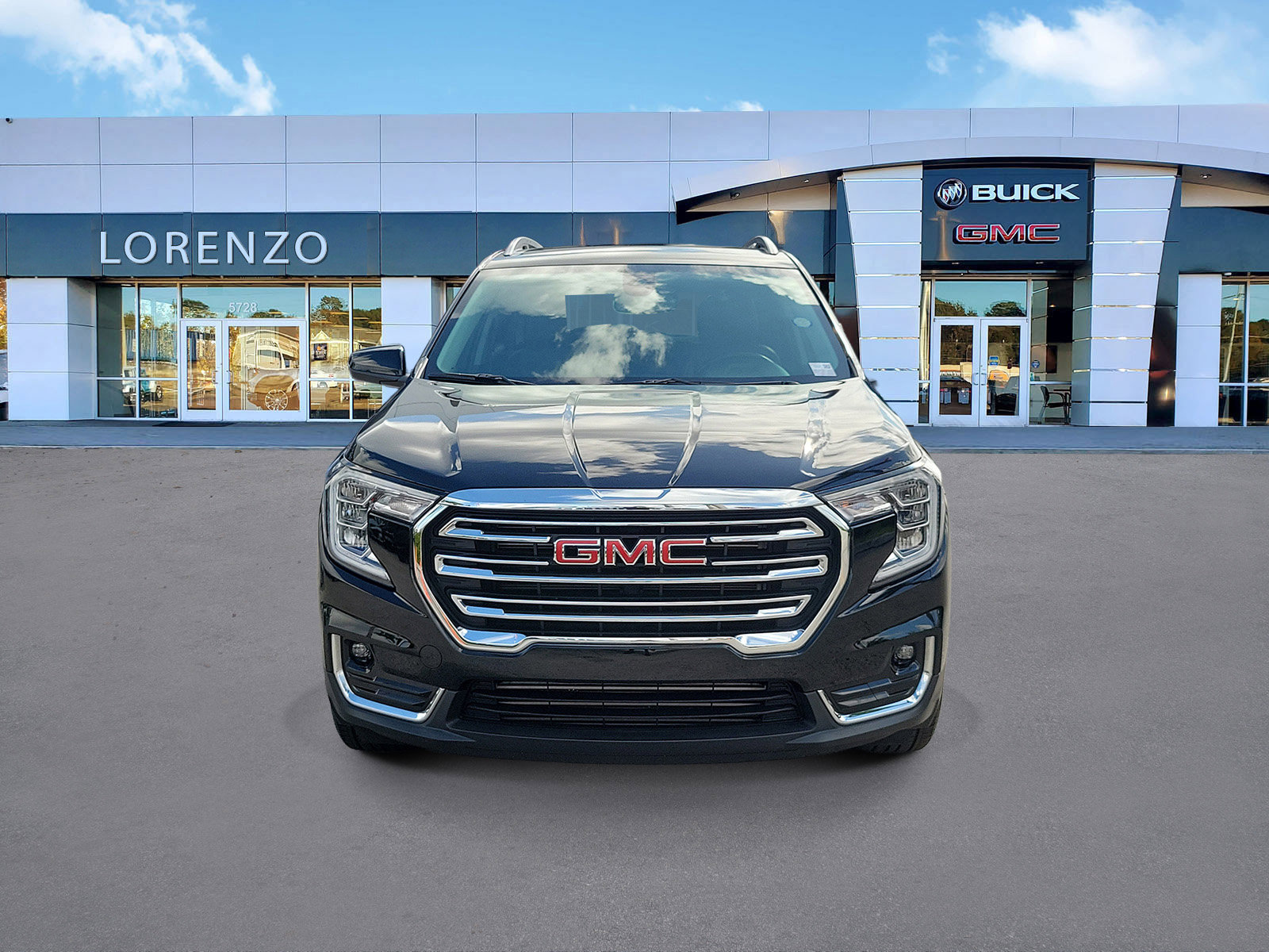 Used 2024 GMC Terrain SLT FWD image 2