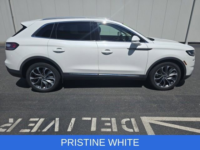Used 2022 Lincoln Nautilus Reserve AWD/4WD image 8